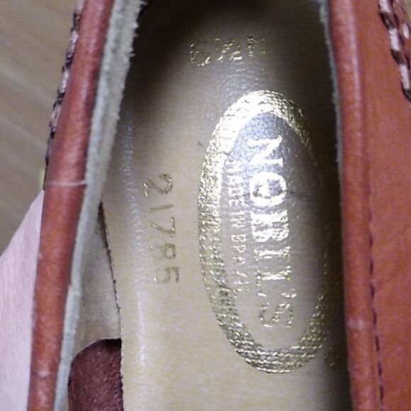 Nobil's leather retro heels 6.5 - Picture 8 of 8